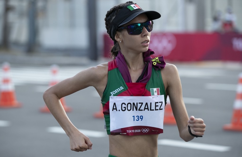 Alegna González marcha 20 kilómetros